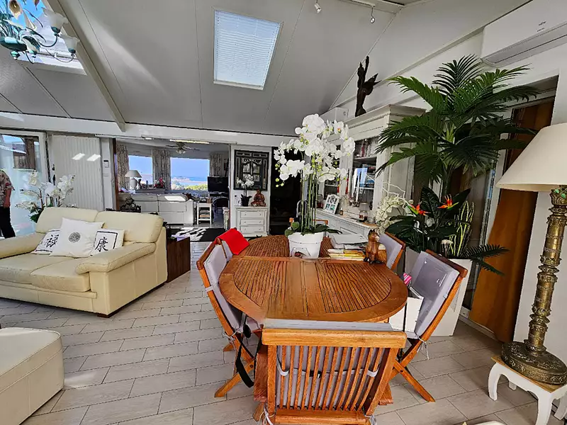 Maison, 330 m²