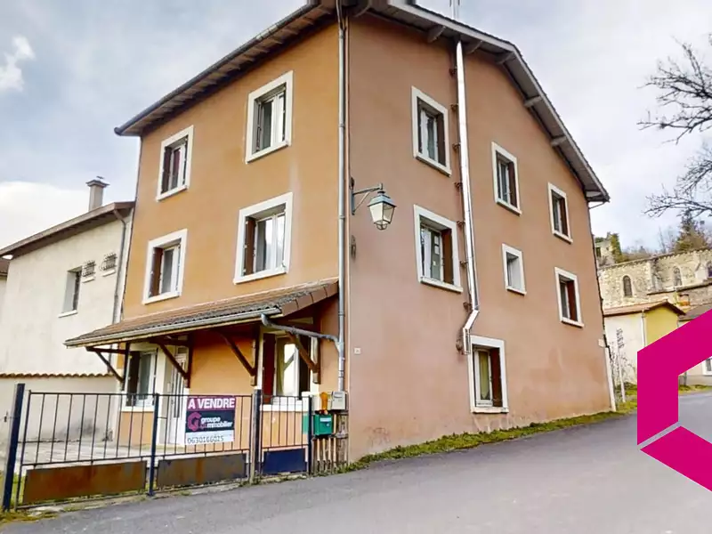 Immeuble, 296 m²