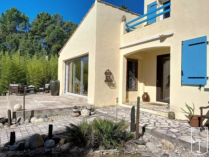 Maison, 191 m²