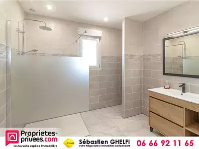 Maison, 93 m²