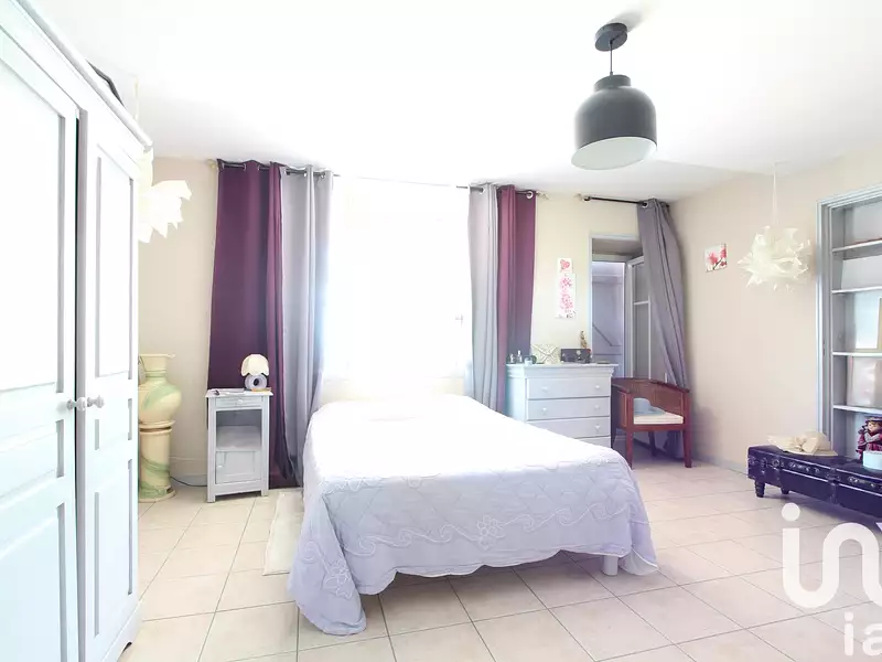 Maison, 218 m²