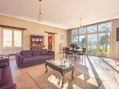 Maison, 203 m²