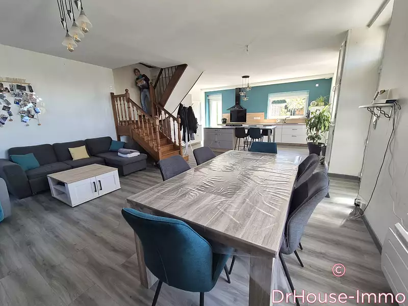 Maison, 143 m²