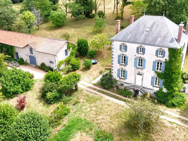 Maison, 268 m²
