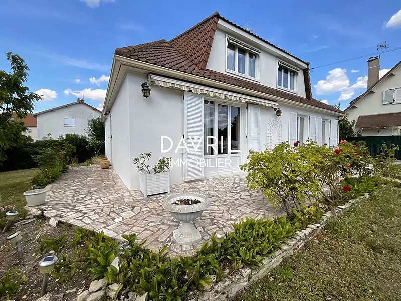 Maison, 145 m²