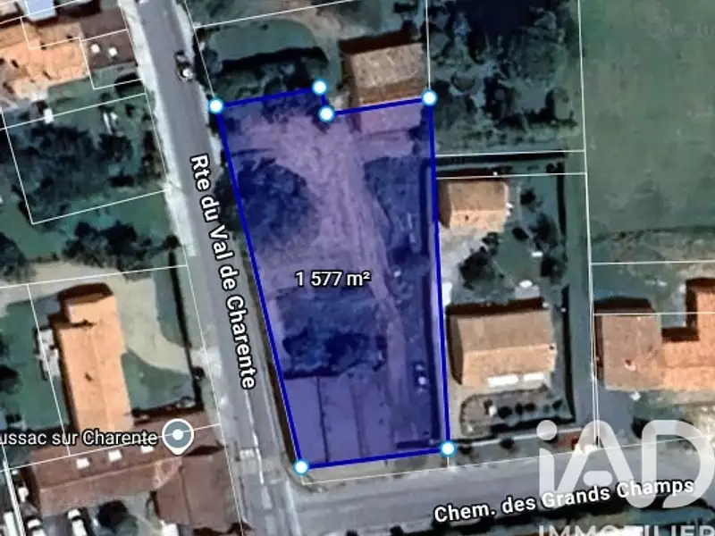 Terrain, 1 577 m²