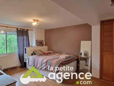 Maison, 166 m²