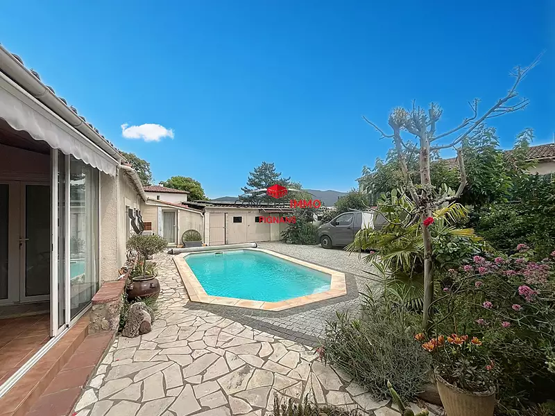 Maison, 140 m²