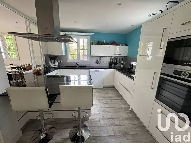 Maison, 263 m²