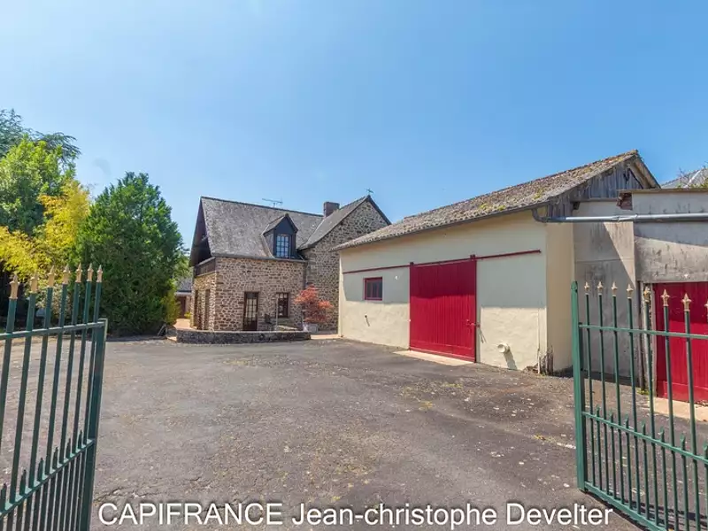 Maison, 250 m²
