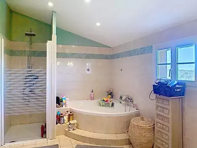 Maison, 161 m²