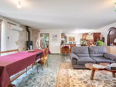 Maison, 148 m²