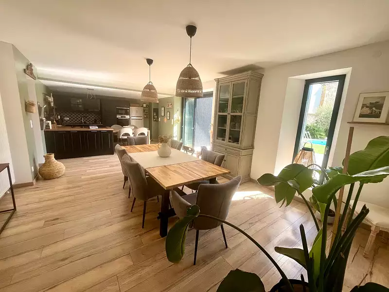 Maison, 400 m²