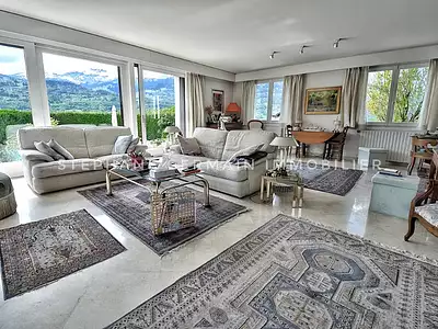 Maison, 225 m²
