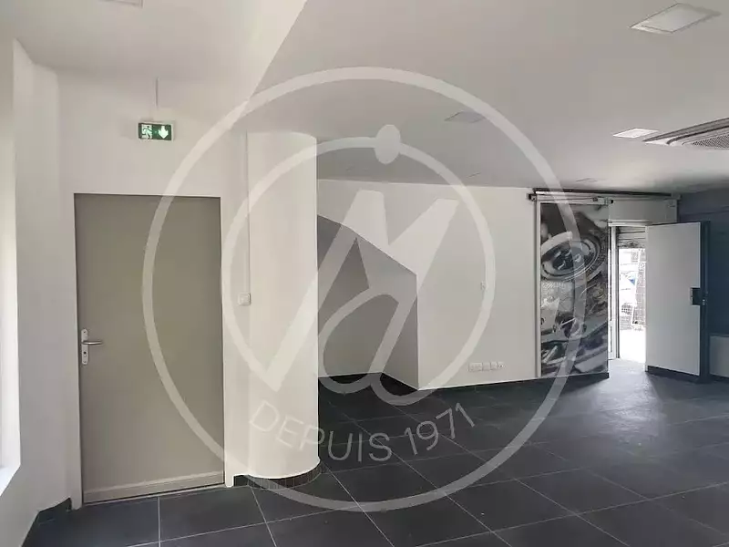 Divers