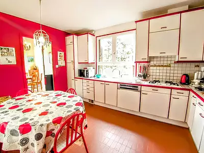 Maison, 350 m²