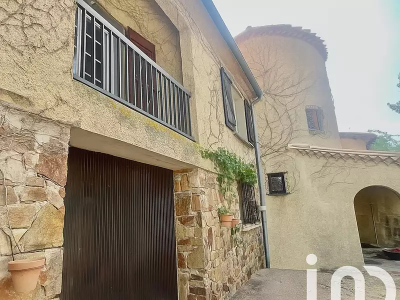 Maison, 193 m²