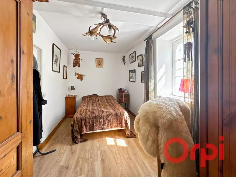Maison, 266 m²