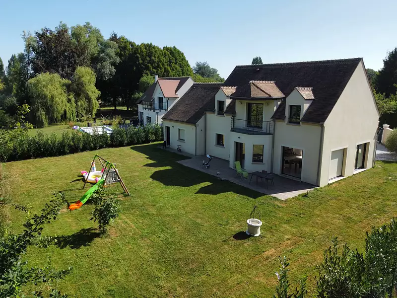 Maison, 167 m²