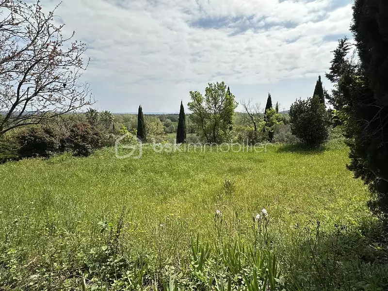 Terrain, 425 m²