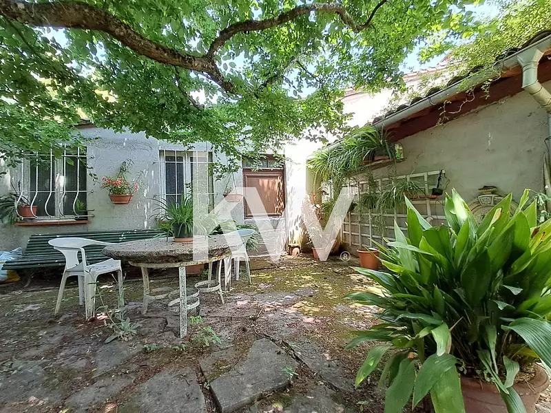 Maison, 381 m²