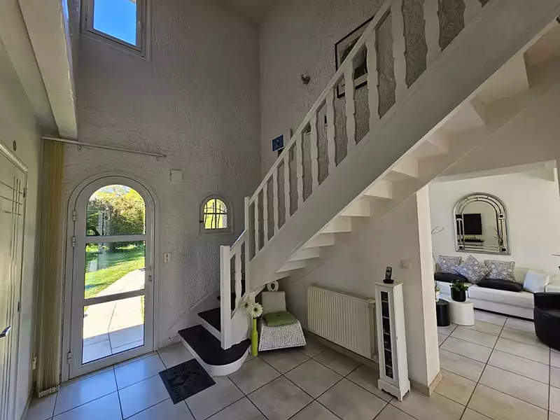 Maison, 185 m²