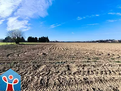 Terrain, 1 765 m²
