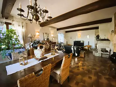 Maison, 234 m²