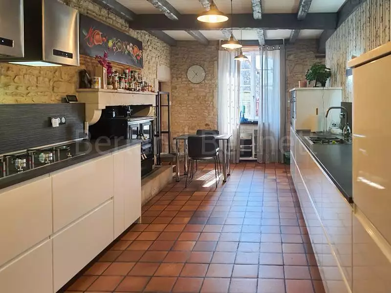 Maison, 227 m²