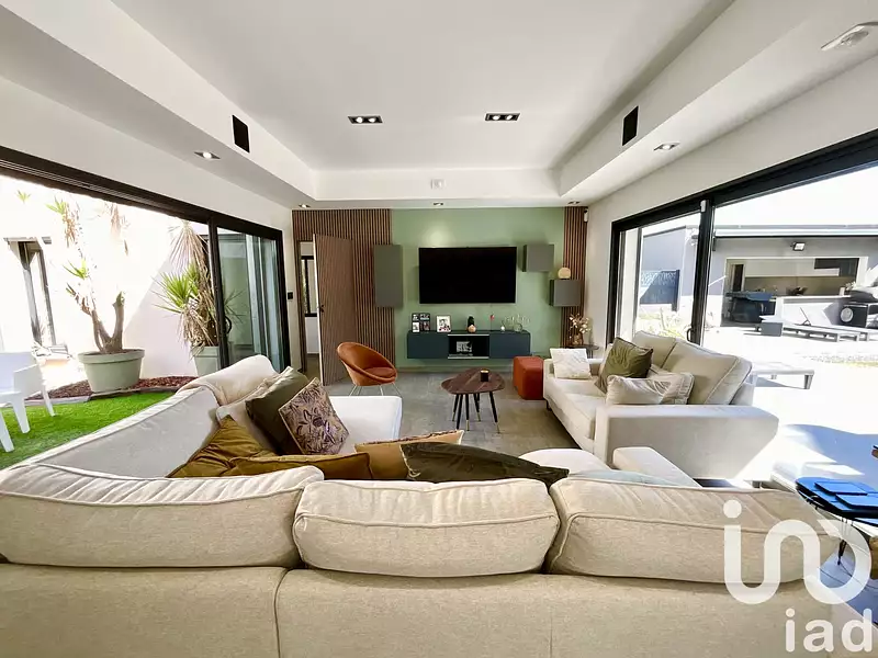 Maison, 218 m²