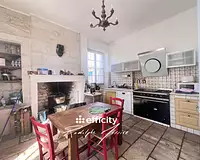 Maison, 240 m²