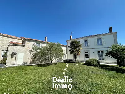 Maison, 265 m²