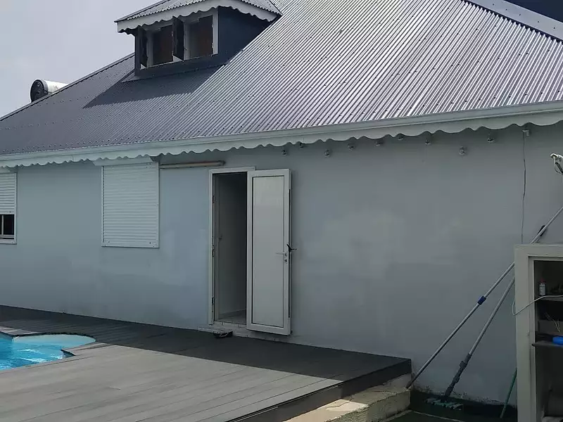 Maison, 225 m²
