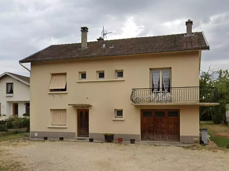 Maison, 77 m²
