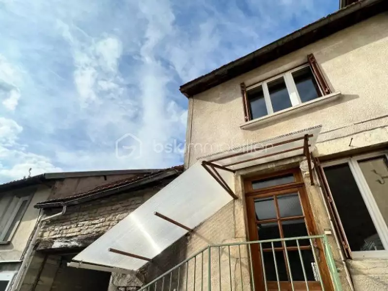Immeuble, 240 m²
