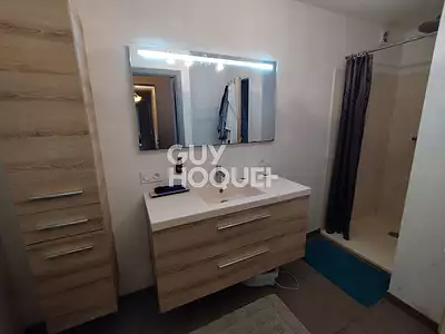 Maison, 250 m²