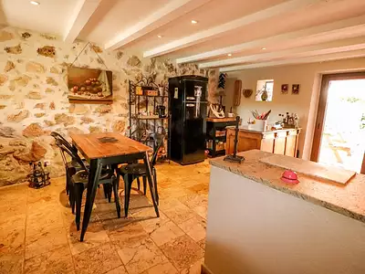 Maison, 166 m²