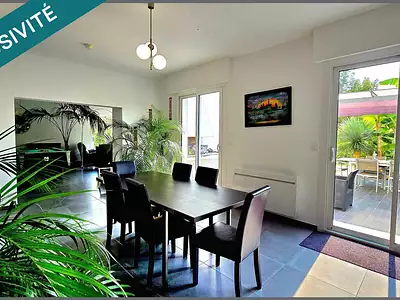 Maison, 301 m²