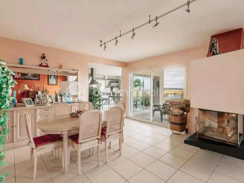 Maison, 164 m²