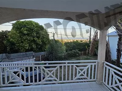 Maison, 94 m²