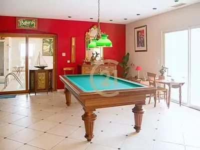 Maison, 285,44 m²