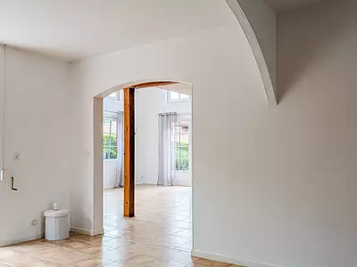 Maison, 243 m²