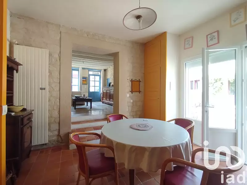 Maison, 250 m²
