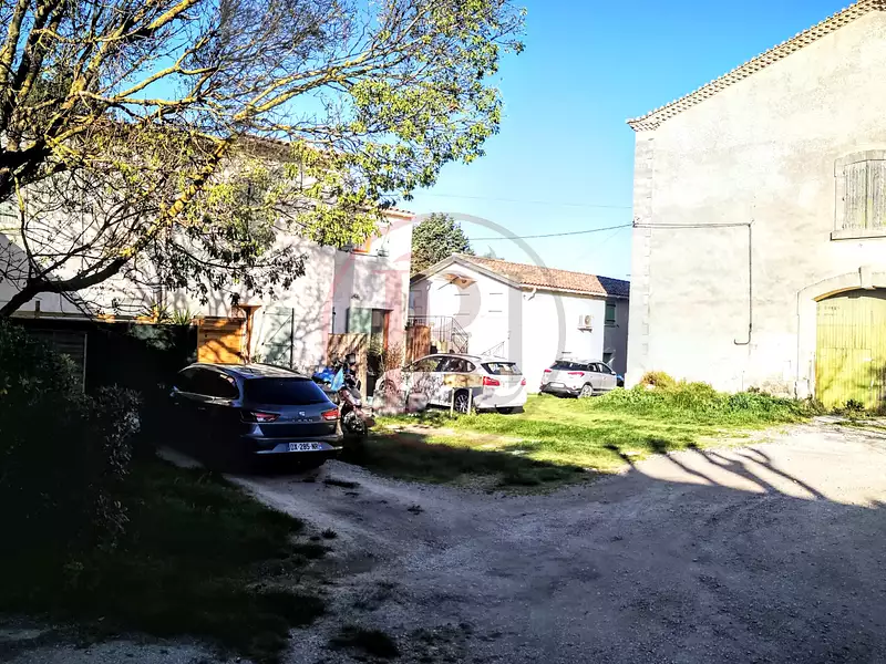Divers, 381 m²