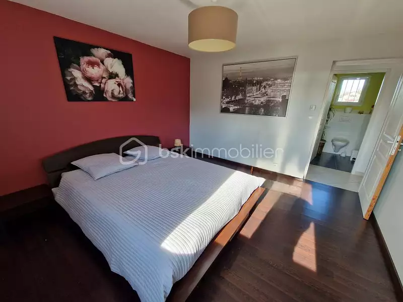 Maison, 240 m²