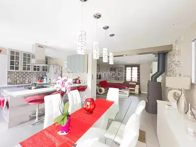 Maison, 114 m²