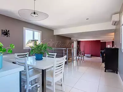 Maison, 209 m²