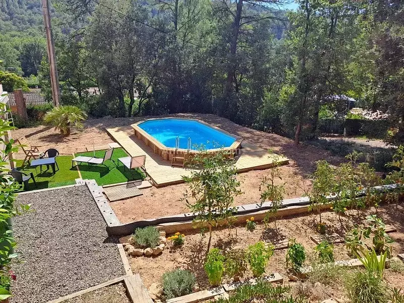 Maison, 240 m²
