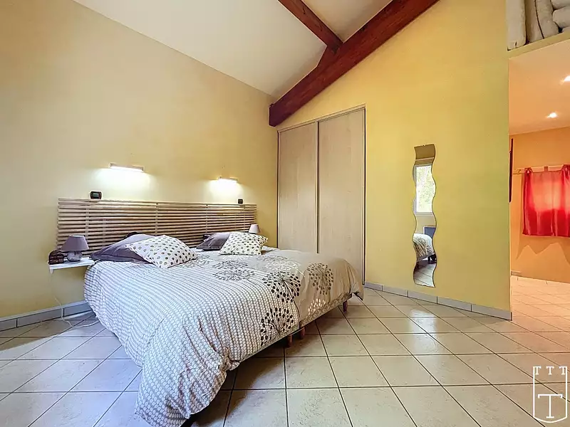 Maison, 204 m²