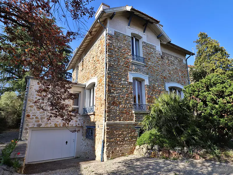 Maison, 148 m²